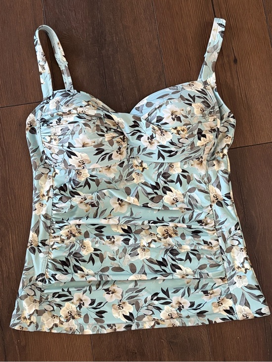 Nip Tuck Other - Niptuck Floral Tankini Swimsuit Top Size 10